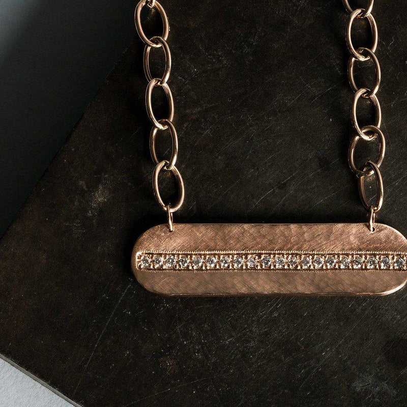 MOLY 14k Gold Bar Necklace