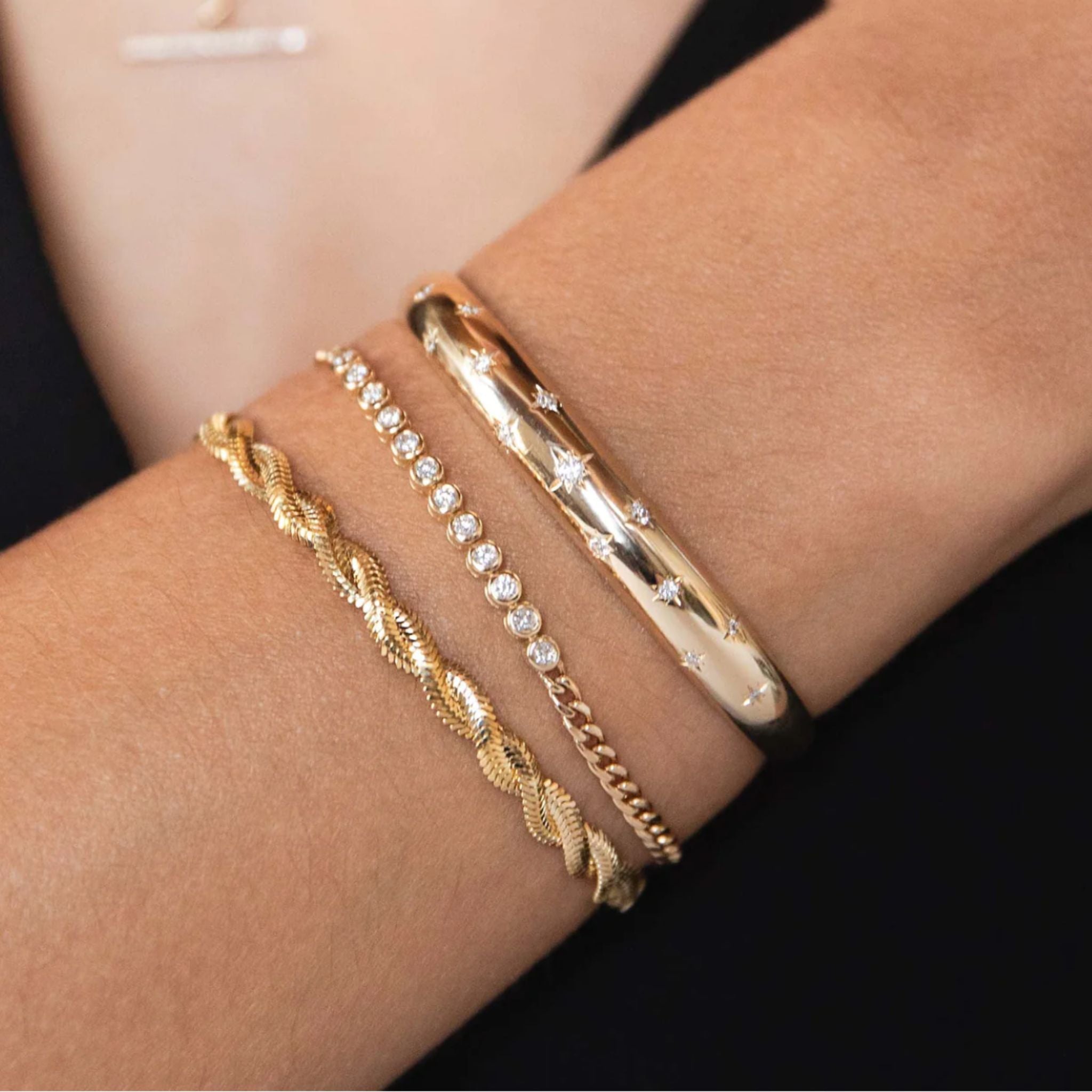 Zoe Chicco 14k Scattered Star Set Diamonds Small Aura Cuff