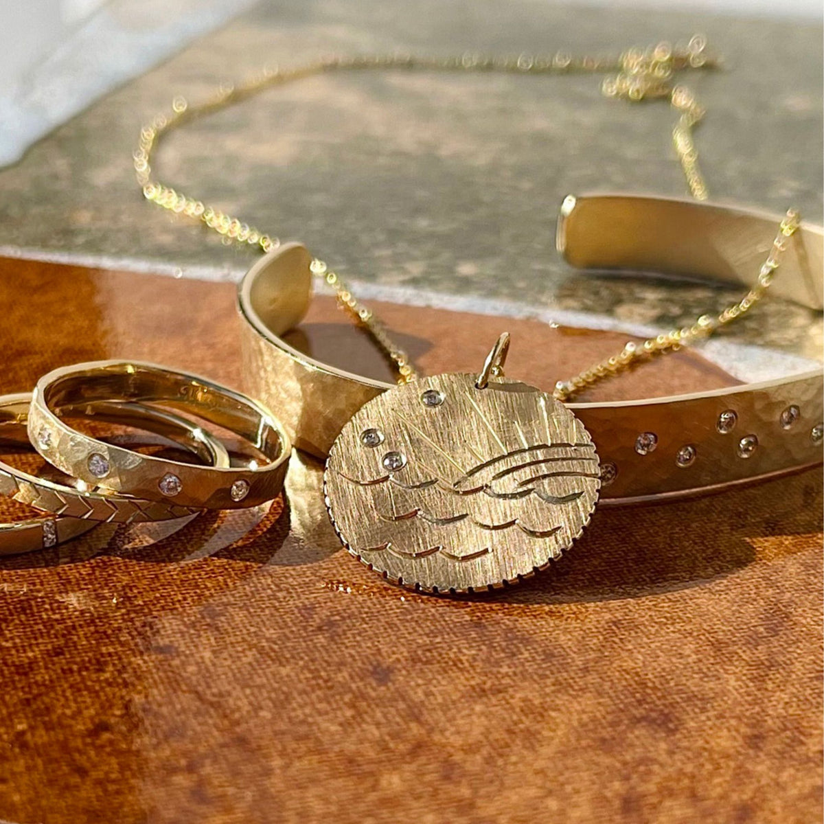 Medallion Pendant | 14k Gold Disk Pendant with Hand-Engraved Ocean Sunset & Diamonds | Style Gone