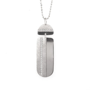 14k white gold large vertical bar pendant with complimenting shiny and satin finish and single row of white diamond accent