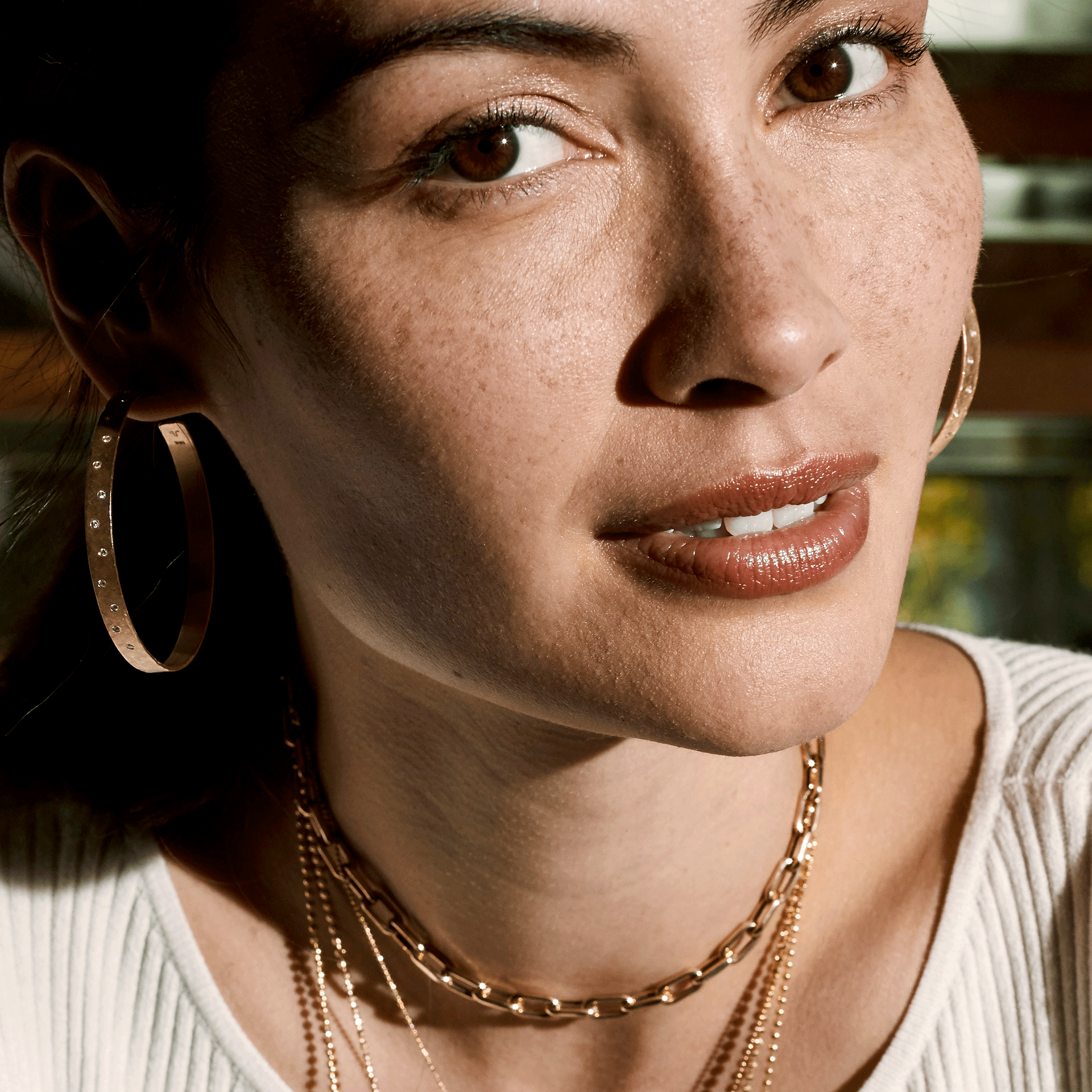 14k gold 5.2mm MICA link choker on model with OPAR hoop earrings