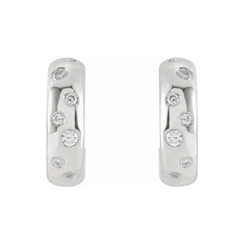 huggie earrings in white gold